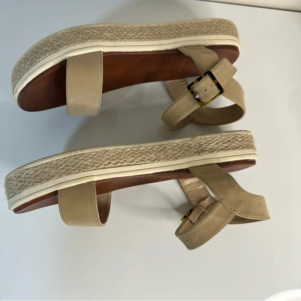 MIA sandals